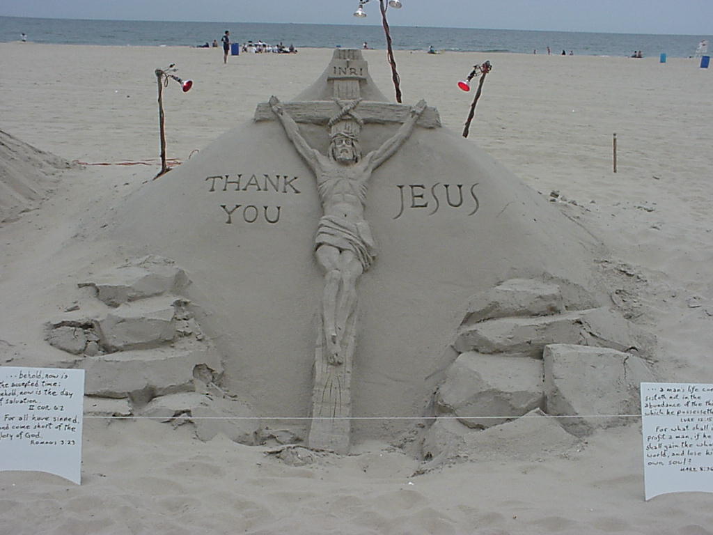 sand sculpture - Jesus on the cross.jpg